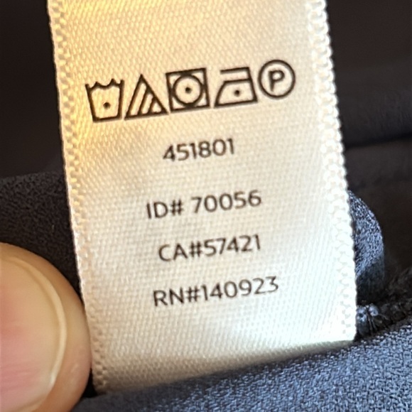 LOFT Women’s Semi Sheer Navy Blue Long Sleeve V-Neck Blouse Size XS - Picture 6 of 6